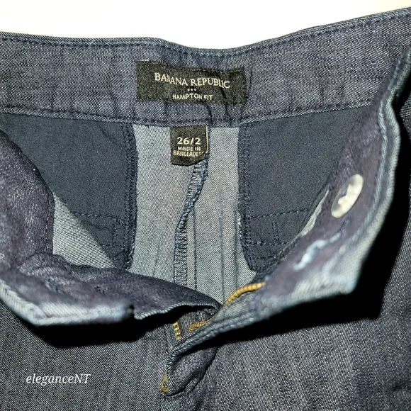 Banana Republic Dark Denim Hampton fit shorts Sz: 2 - Picture 3 of 5